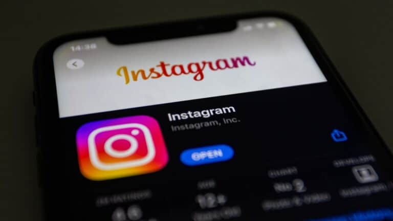 grow your social Instagram analytics smartphone